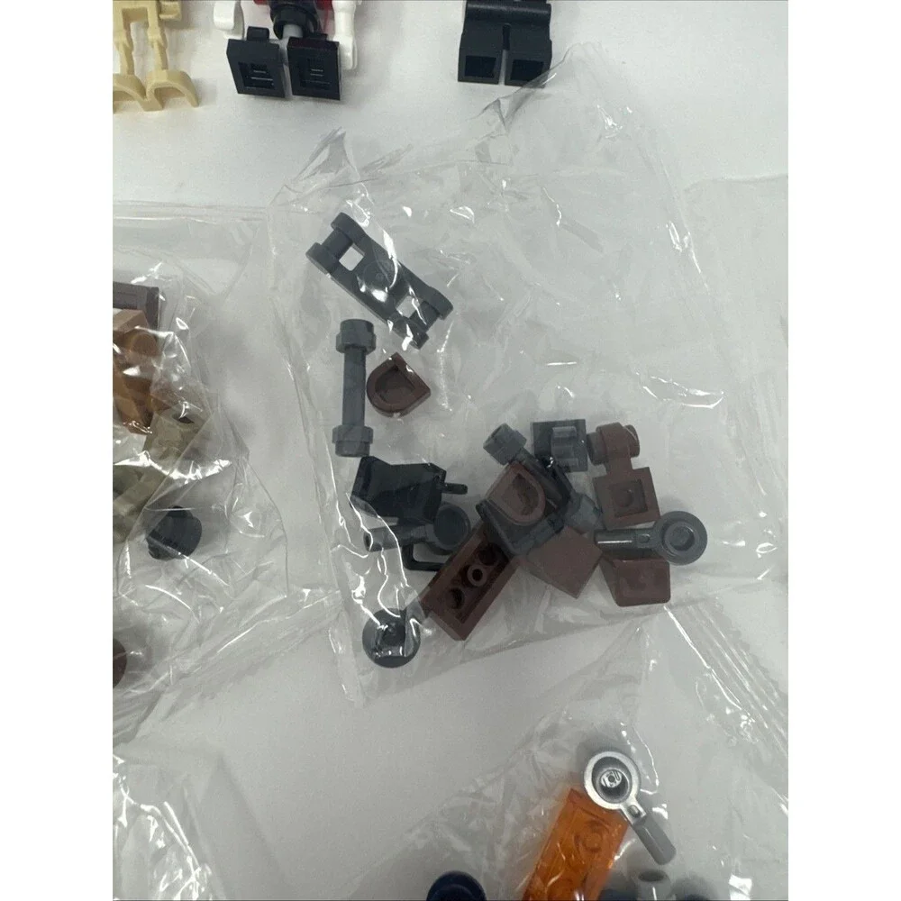 Lot 8 LEGO Star Wars Christmas 2023 Advent Calendar Minifigures 75366 plus more